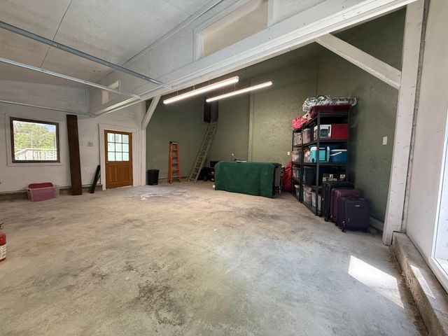 3826 Cravens Creek RD, Roanoke, VA 24018