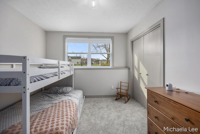 429 Plum Street, Wayland, MI 49348