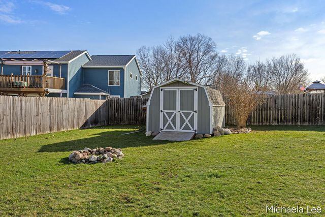 429 Plum Street, Wayland, MI 49348