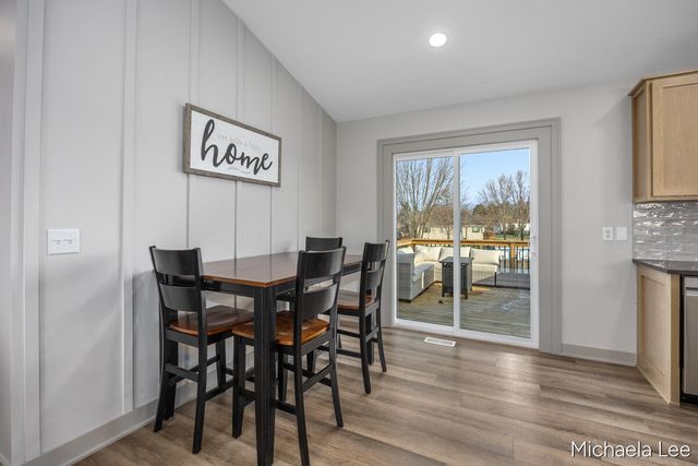 429 Plum Street, Wayland, MI 49348