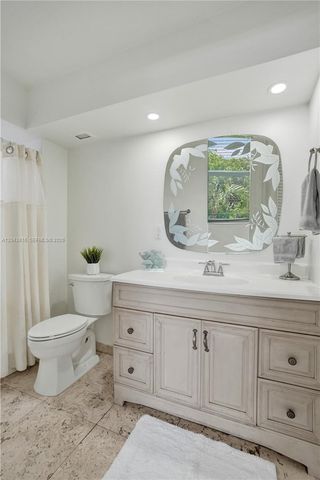 2639 N Riverside Dr 206, Pompano Beach, FL 33062