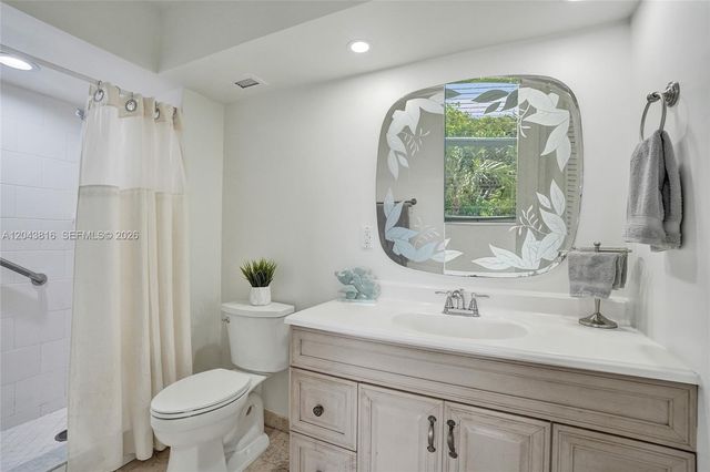 2639 N Riverside Dr 206, Pompano Beach, FL 33062