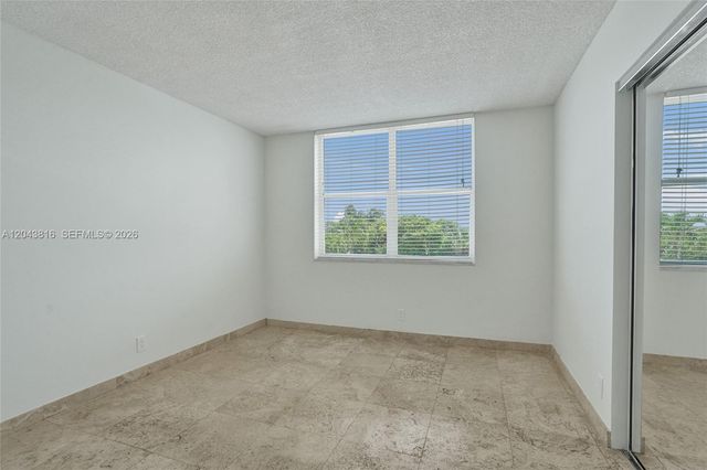 2639 N Riverside Dr 206, Pompano Beach, FL 33062