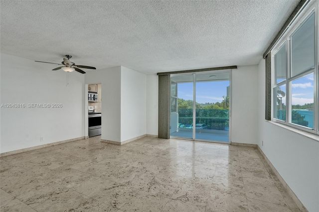2639 N Riverside Dr 206, Pompano Beach, FL 33062