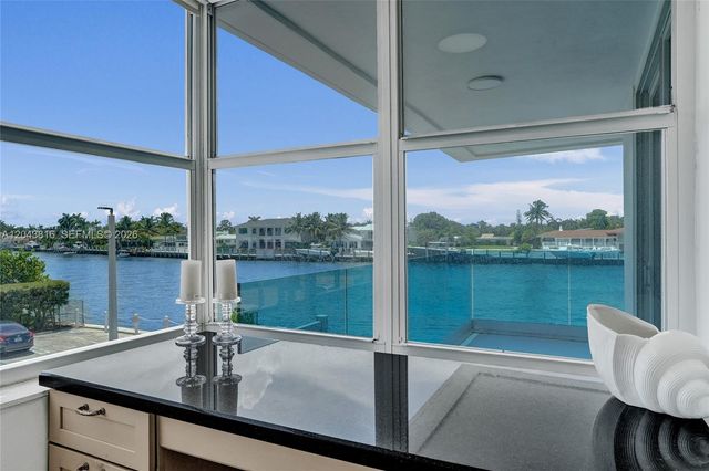 2639 N Riverside Dr 206, Pompano Beach, FL 33062