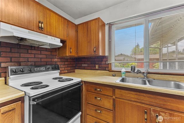 2709 N Street SE, Auburn, WA 98002