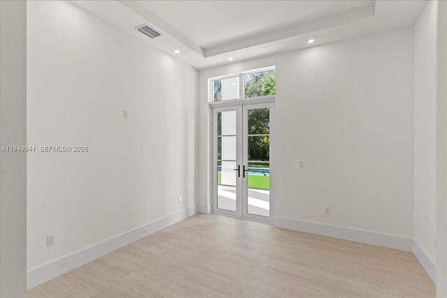 5940 SW 100th Ter, Pinecrest, FL 33156