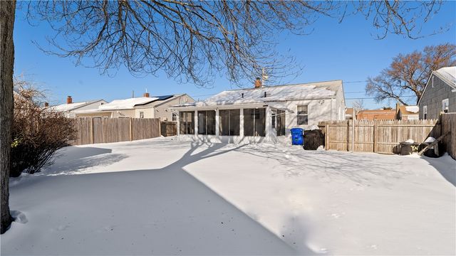 33 Dover Street, Pawtucket, RI 02860