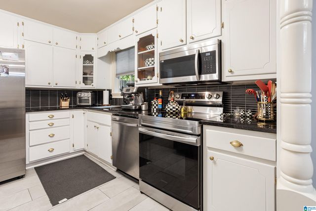 809 SHERWOOD FOREST DRIVE, Birmingham, AL 35235