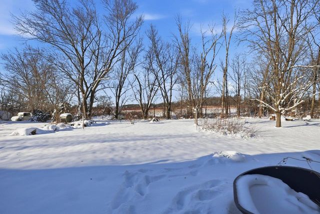 8111 N Lima Center Road, Whitewater, WI 53190