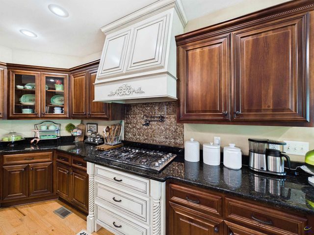 4041 Roundtop Circle, Perry, GA 31069