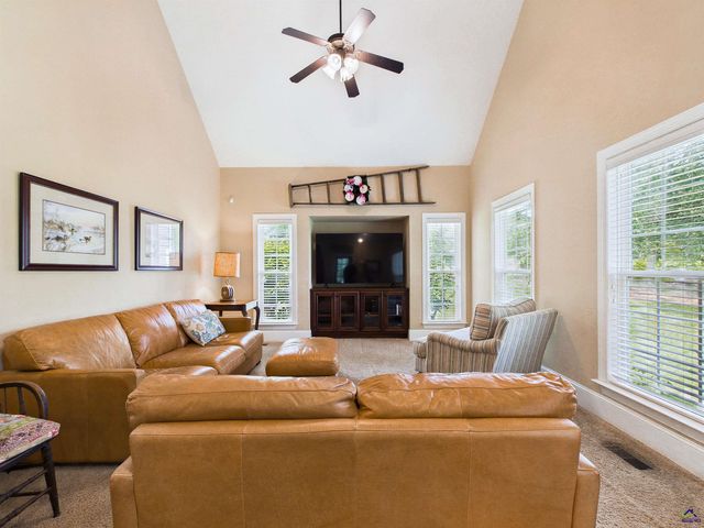 4041 Roundtop Circle, Perry, GA 31069