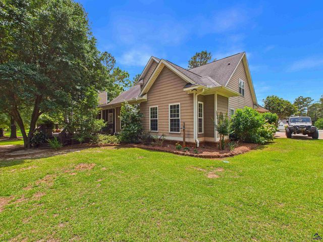 4041 Roundtop Circle, Perry, GA 31069
