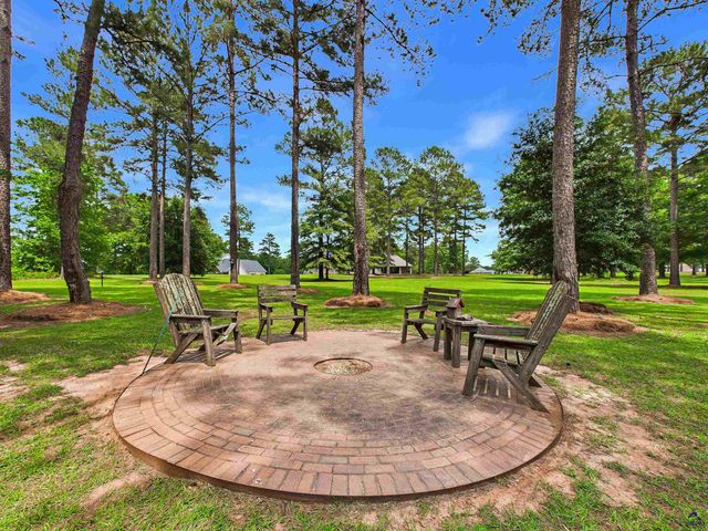 4041 Roundtop Circle, Perry, GA 31069