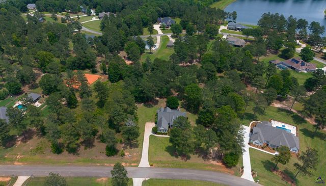 4041 Roundtop Circle, Perry, GA 31069