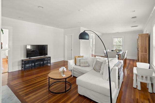 1281 Walnut St 2, Newton, MA 02461