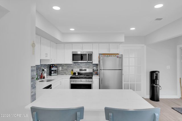 82 Moonlight Court, Toms River, NJ 08753