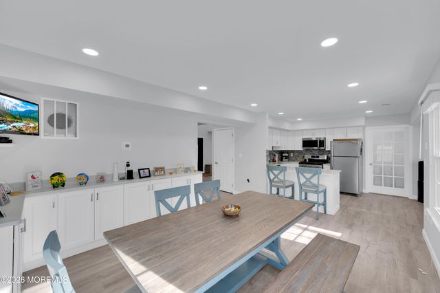 82 Moonlight Court, Toms River, NJ 08753