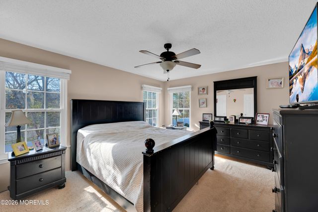 82 Moonlight Court, Toms River, NJ 08753