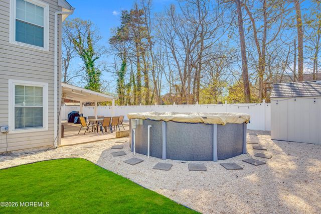 82 Moonlight Court, Toms River, NJ 08753