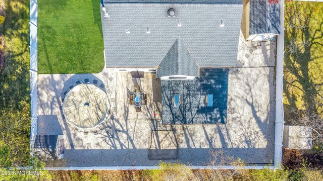 82 Moonlight Court, Toms River, NJ 08753