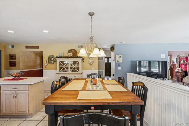 41 Locust Drive, Nesconset, NY 11767