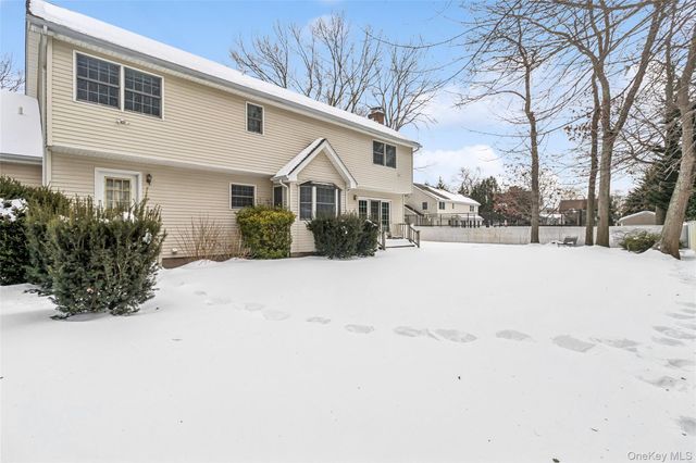 41 Locust Drive, Nesconset, NY 11767