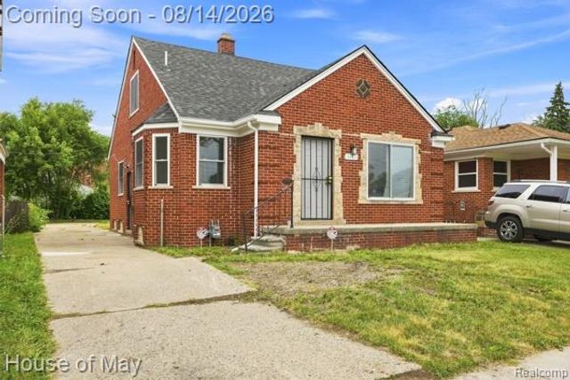 11411 Flanders, Detroit, MI 48205