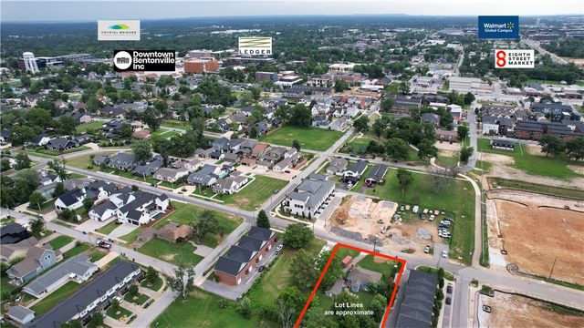 508 SW E Street, Bentonville, AR 72712