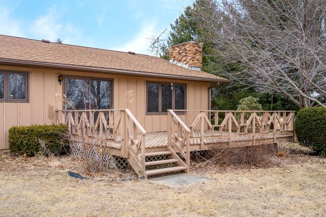 67 Crestview Drive, Geneseo, IL 61254