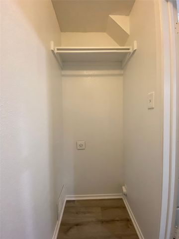 2311 Kingsford Court, Arlington, TX 76017