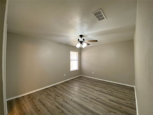 2311 Kingsford Court, Arlington, TX 76017