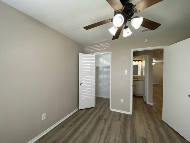 2311 Kingsford Court, Arlington, TX 76017