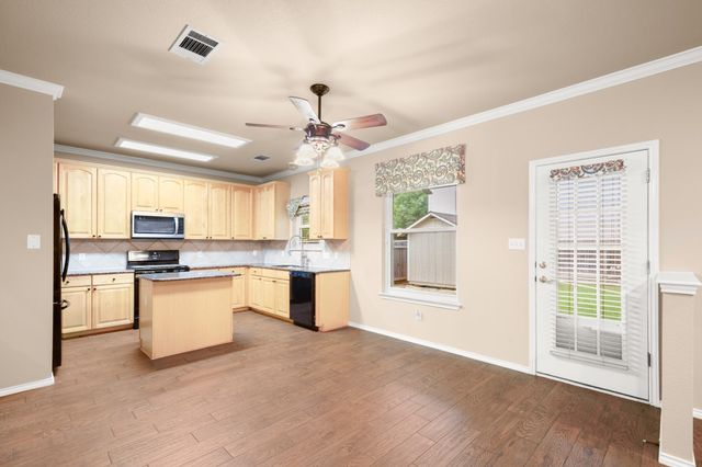 700 Settlement ST, Cedar Park, TX 78613