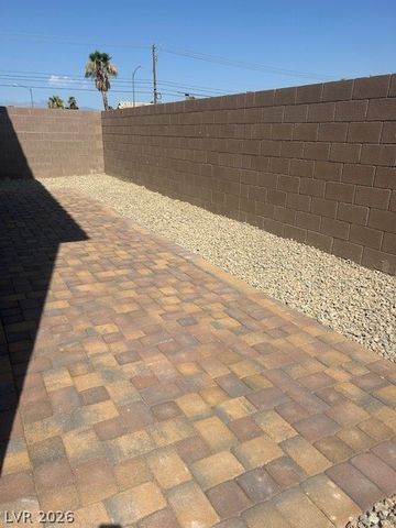 1978 Chameleon Court, North Las Vegas, NV 89032