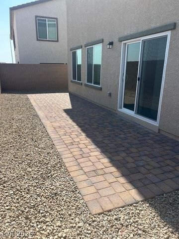1978 Chameleon Court, North Las Vegas, NV 89032
