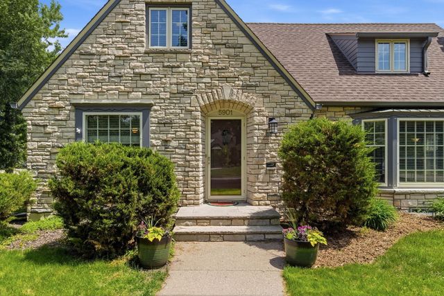 5901 Oakland Avenue, Minneapolis, MN 55417