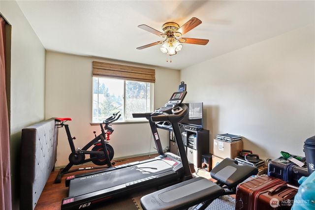 7529 Bridge Place NE, Bremerton, WA 98311