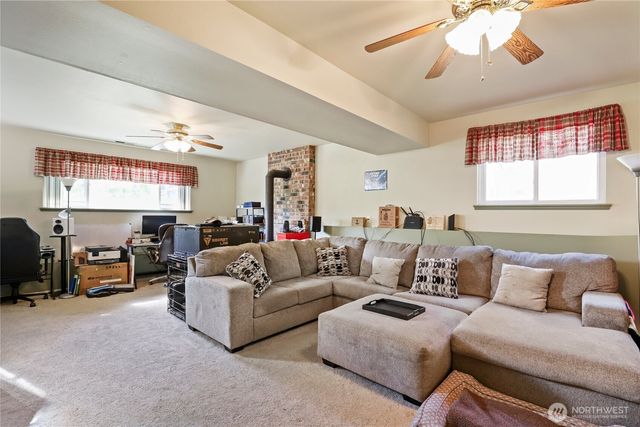 7529 Bridge Place NE, Bremerton, WA 98311