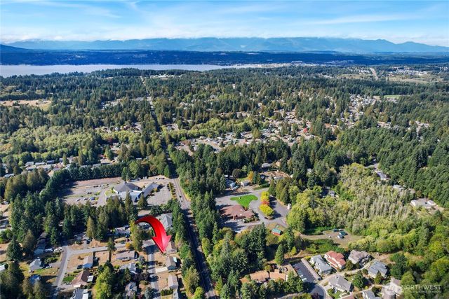 7529 Bridge Place NE, Bremerton, WA 98311