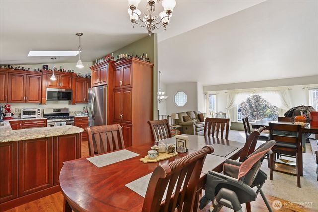 7529 Bridge Place NE, Bremerton, WA 98311