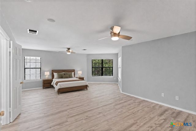 551 Thicket Lane, Kyle, TX 78640