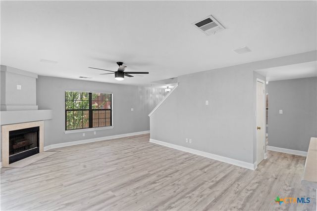 551 Thicket Lane, Kyle, TX 78640