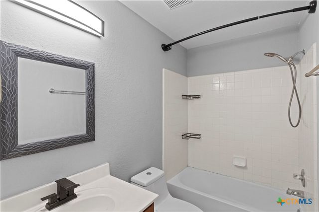 551 Thicket Lane, Kyle, TX 78640