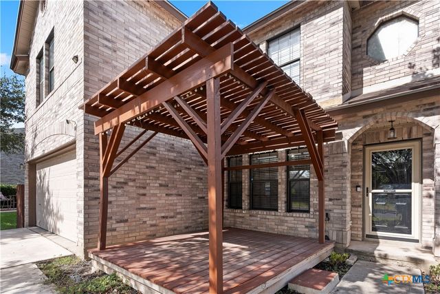 551 Thicket Lane, Kyle, TX 78640