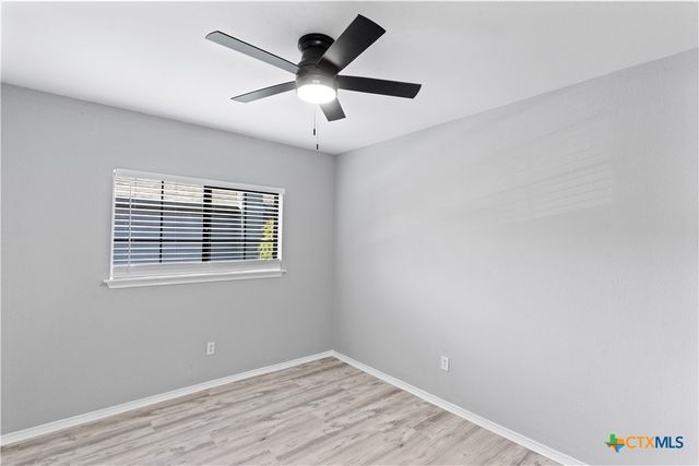 551 Thicket Lane, Kyle, TX 78640