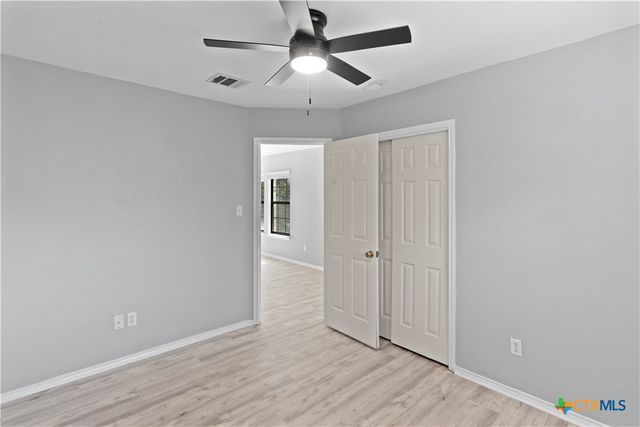 551 Thicket Lane, Kyle, TX 78640