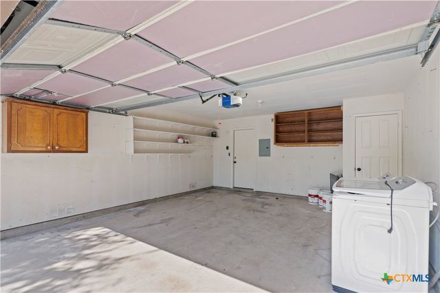 551 Thicket Lane, Kyle, TX 78640