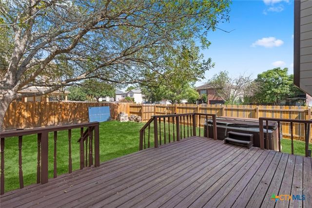 551 Thicket Lane, Kyle, TX 78640