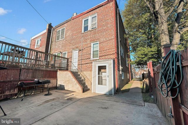 2791 YORKSHIP RD, Camden, NJ 08104